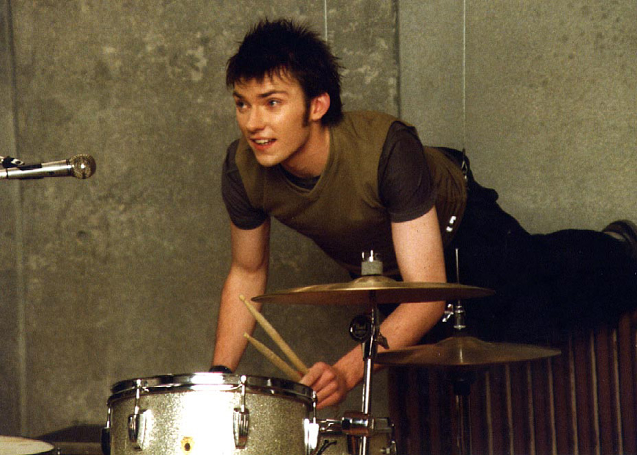 Stu - Hanging around BIG